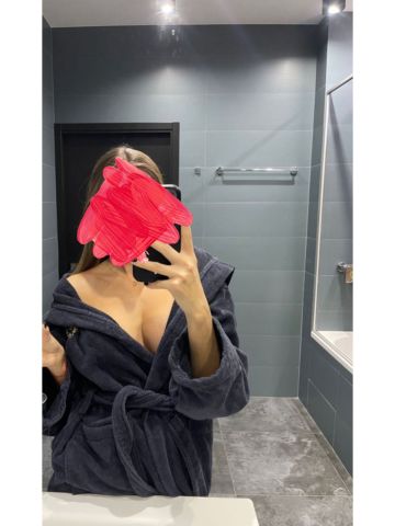 Аля Спортивная Блондинка